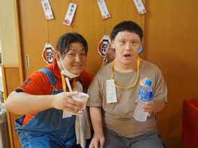 「みんなでお祭り騒ぎ!」