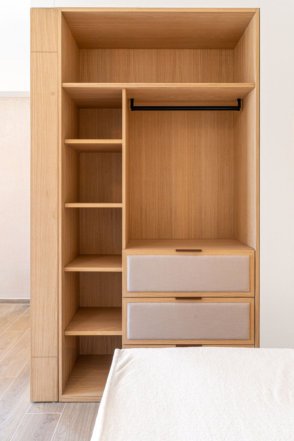 Apartment 827-07