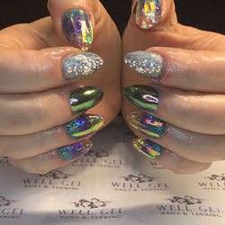 Acrylic design, glitter & Swarovskis β¨ππ
πΌ for _eloisejane28 _cjpnailsystemsjem #notpolish _swarov
