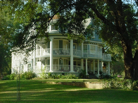 The West Side Inn: Staffing