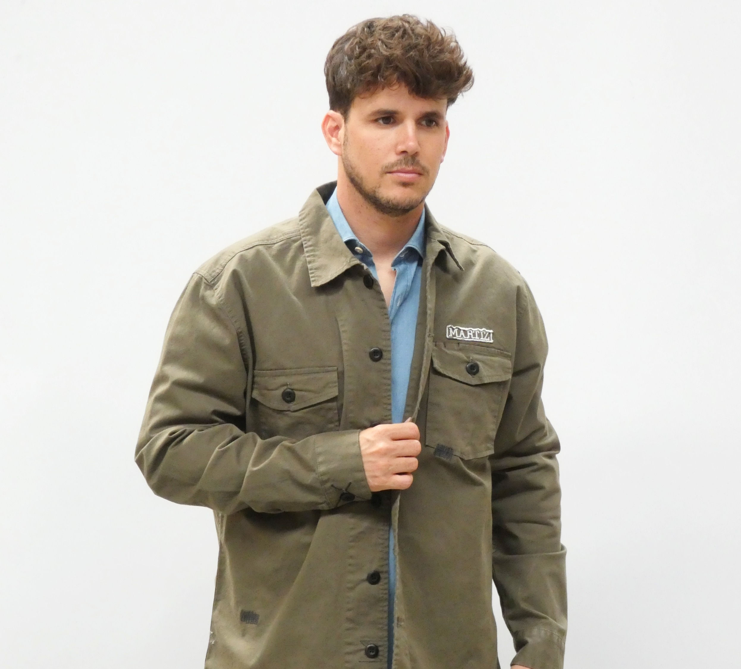 Sobrecamisa bolsillos