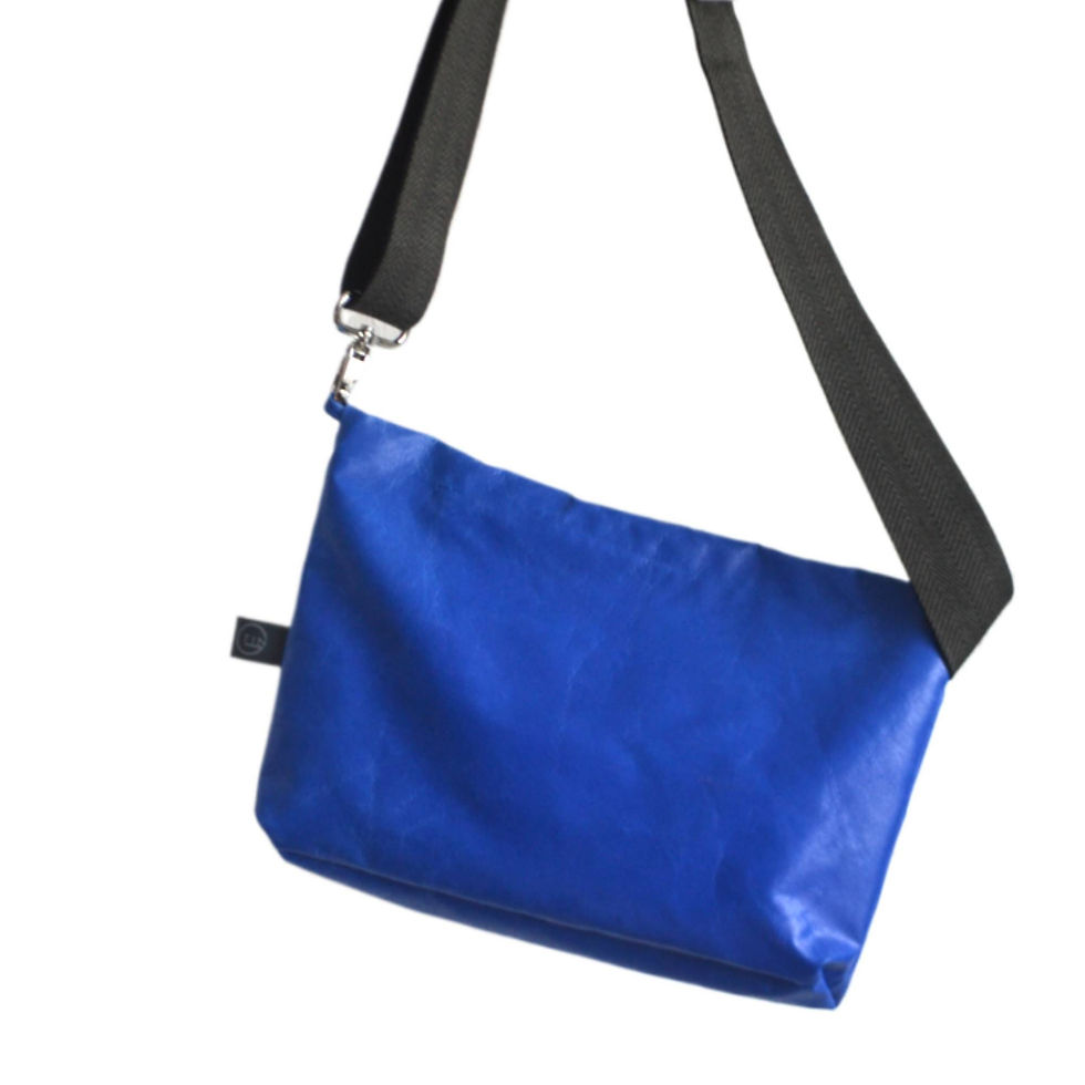 Miniaturbild: Sling Bag -royal klein, mit Außentasche