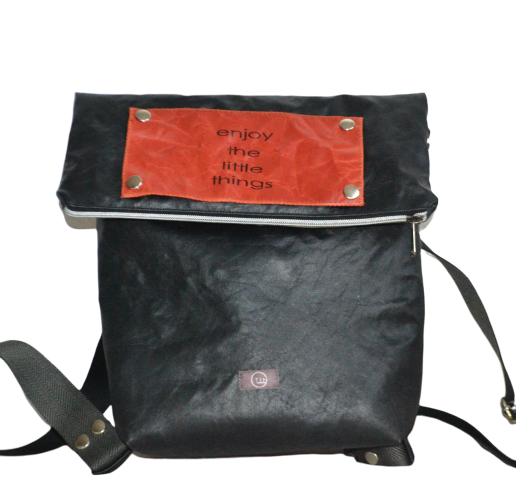 INA4in1_schwarz_rost_enjoy-removebg-prev