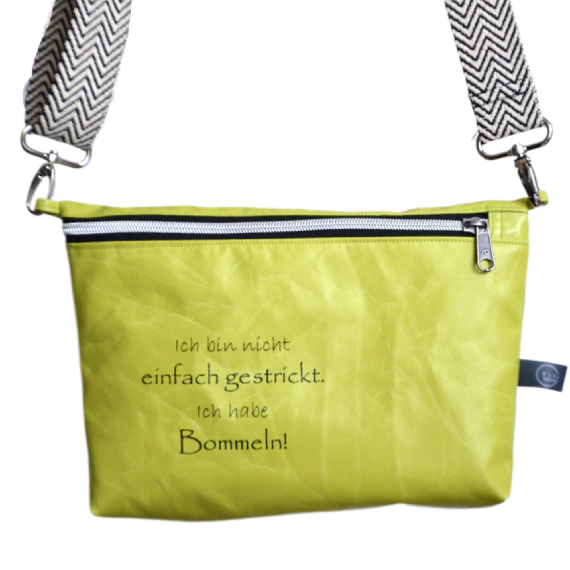 SlingBag klein - Limette/Bommeln...