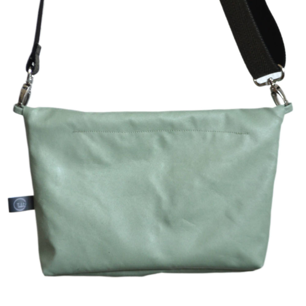 Miniaturbild: SlingBag klein - VintageGrün/Wer loslässt...