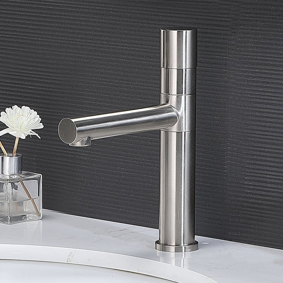 Short Round Basin Faucet Silver
