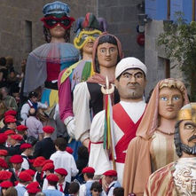 トロサの「巨人」と「大頭」、今夏に日本へ