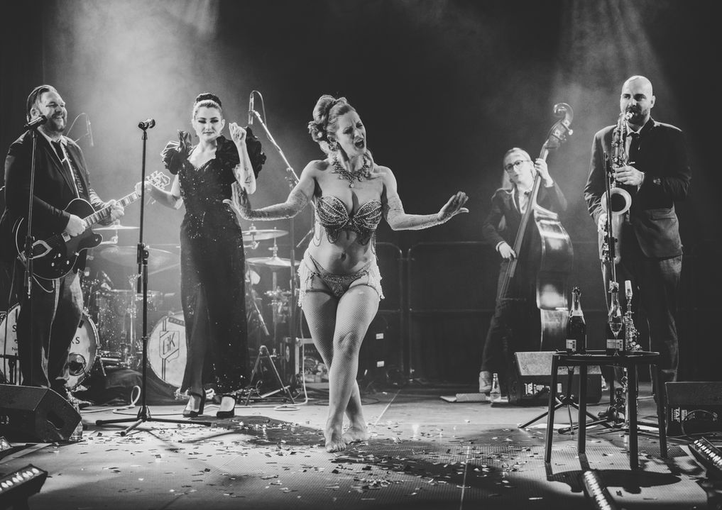 The Sazerac Swingers with Marlene von Steenvag