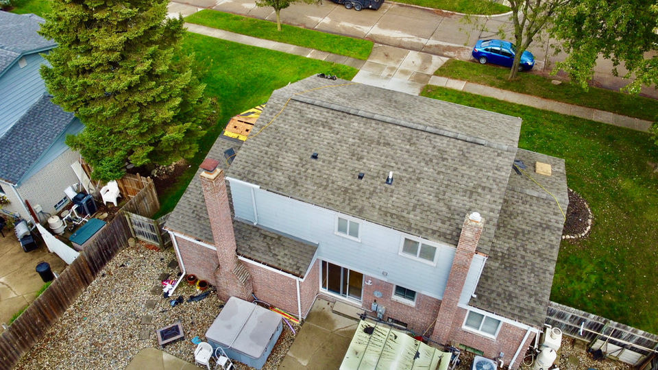 Roof installation in Warren, Michigan
