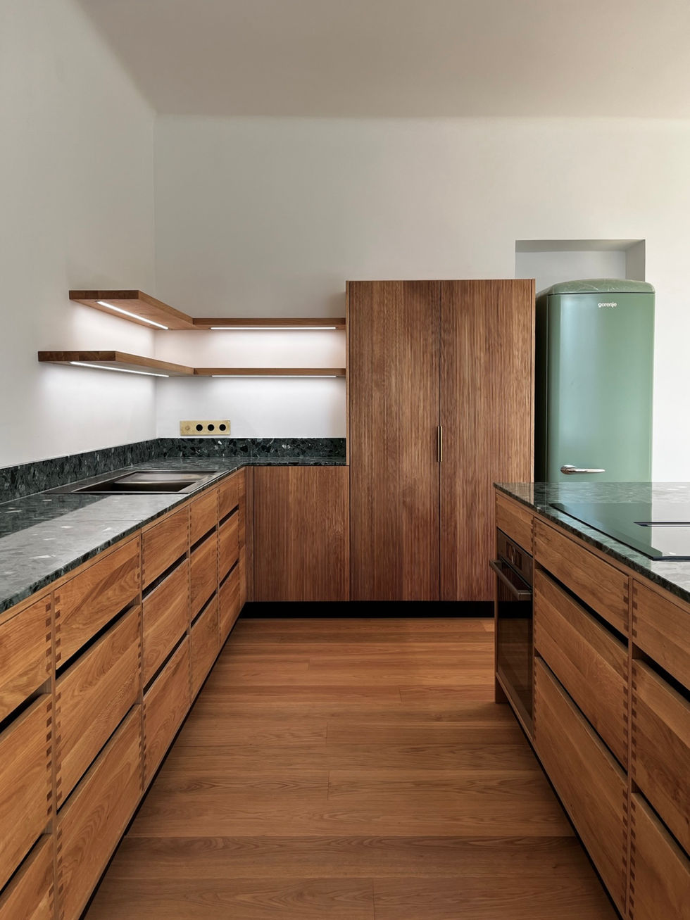 willion oak kitchen