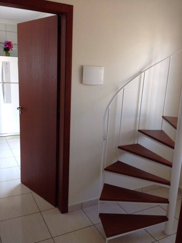 Acceso piso superior