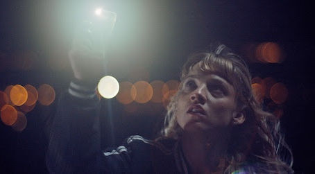 Trailer drop: French Sci fi invasion flick "Meanwhile on Earth" in theaters September 13th