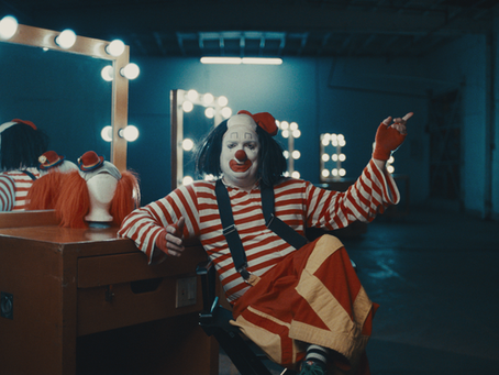 Hulu documentary Clown Panic explores the 2016 clown sightings.