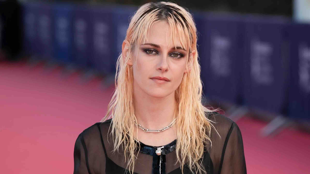 A24 Vampire Thriller Flesh Of The Gods Begins Production With Kristen Stewart