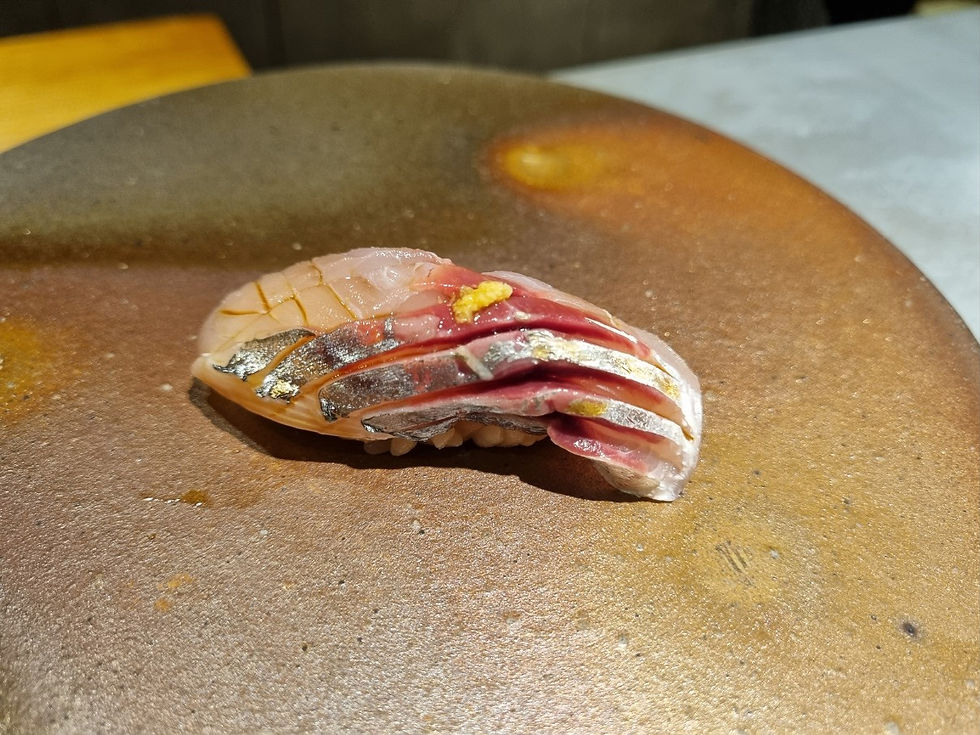 호치민 맛집 빈탄군 팜빗짠 거리 스시 오마카세 Sushi Zaku, 전갱이
