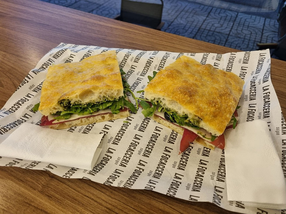 호치민 맛집 2군 타오디엔 포카치아 샌드위치 전문점 La Focacceria Saigon, Focaccia(Large)