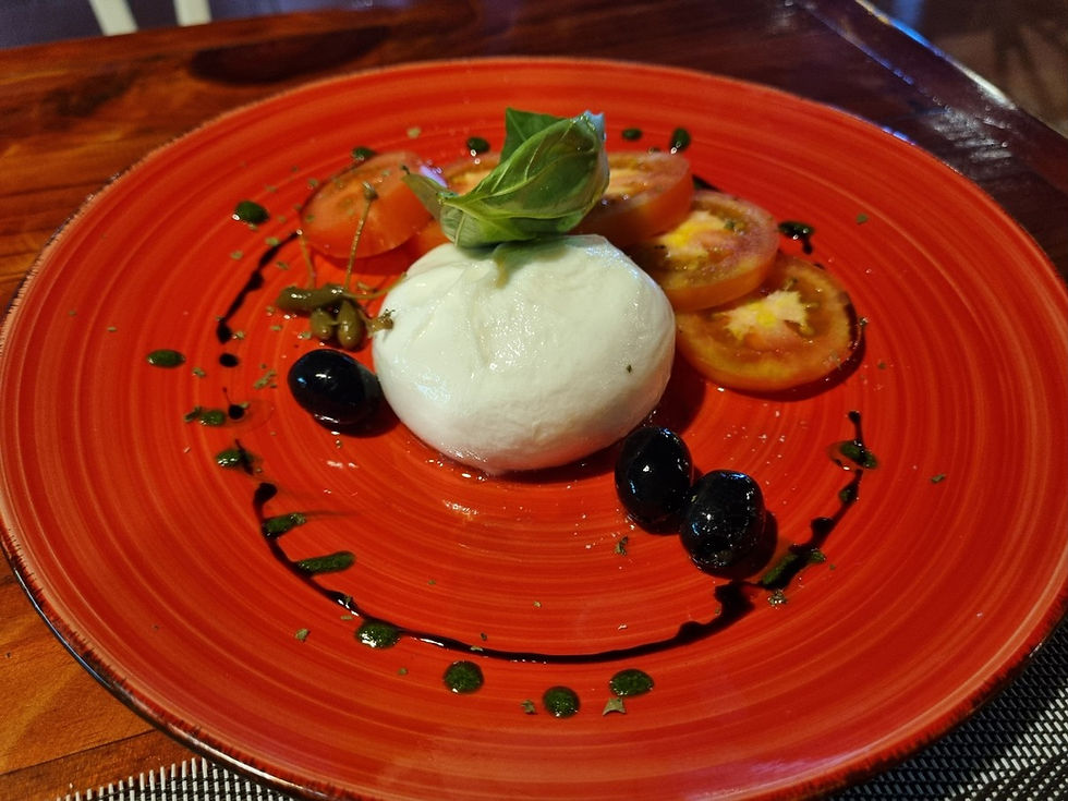 District 2, An Phu Sun Avenue Italian Restaurant Tavolo Dello Chef, Insalata Caprese