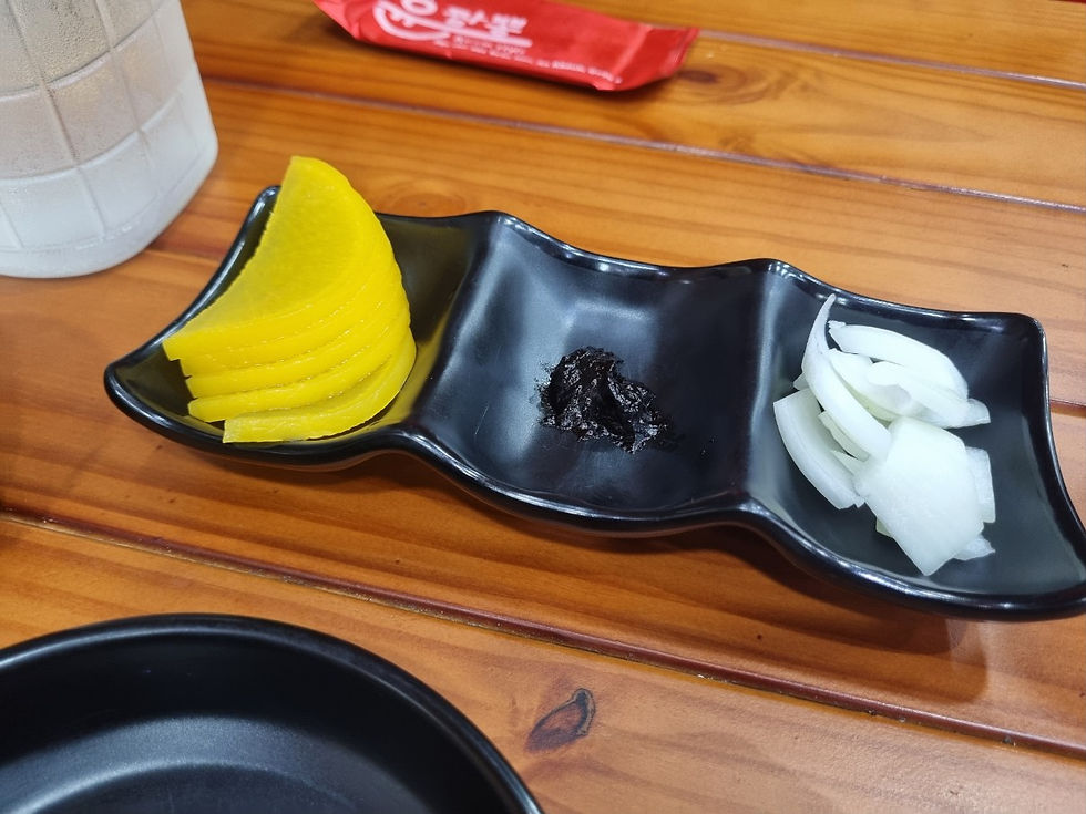 호치민 맛집 2군 빈안 짬뽕 맛집 윤짬뽕 YOON JJAM BBONG, 기본 반찬