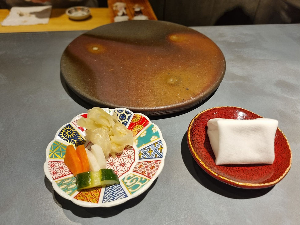 호치민 맛집 빈탄군 팜빗짠 거리 스시 오마카세 Sushi Zaku, 츠케모노 & 물티슈