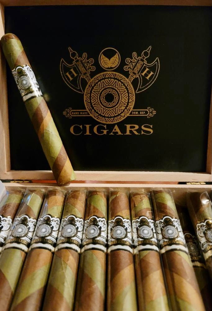 Tri-Colored Barber Pole