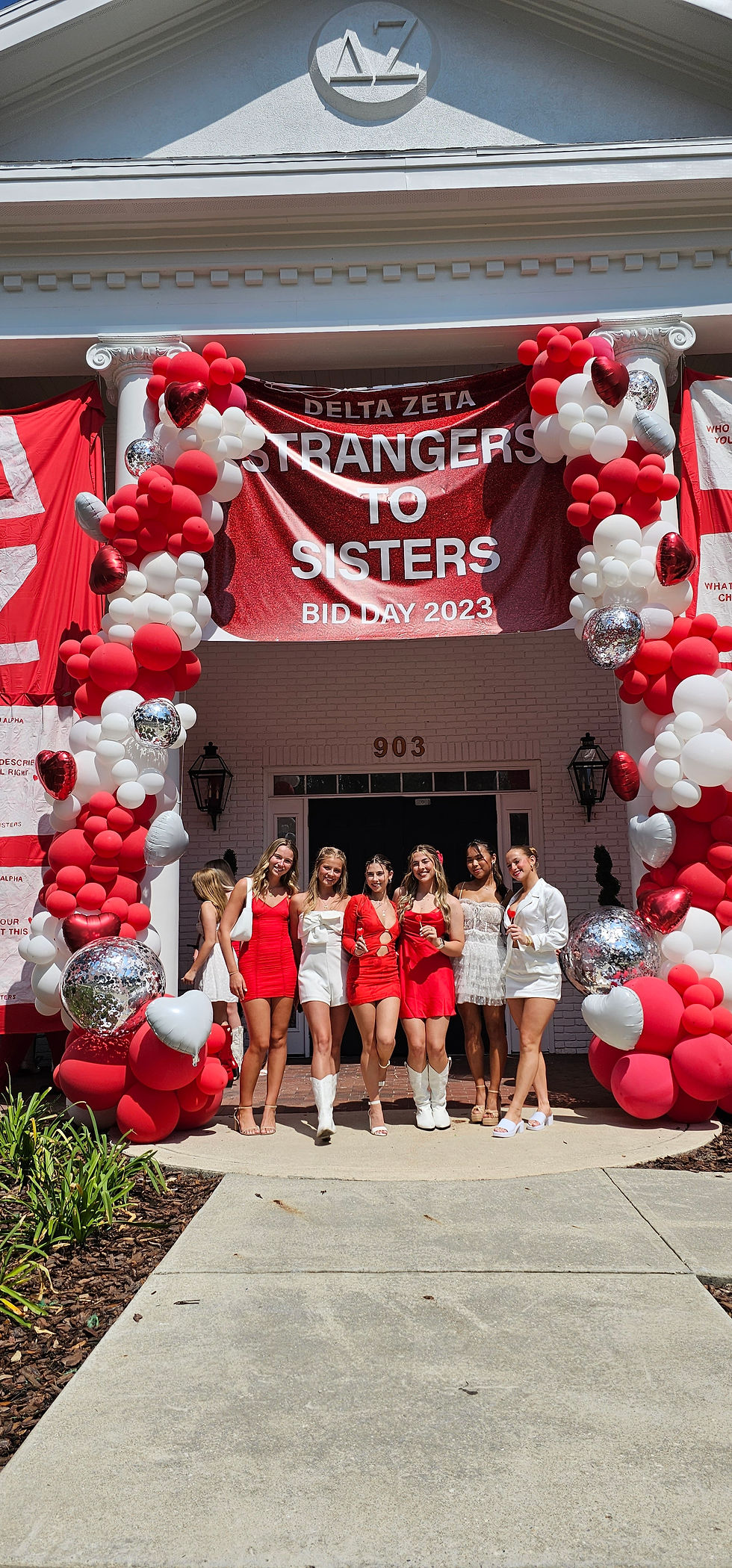 Bid Day Balloon Garlands
