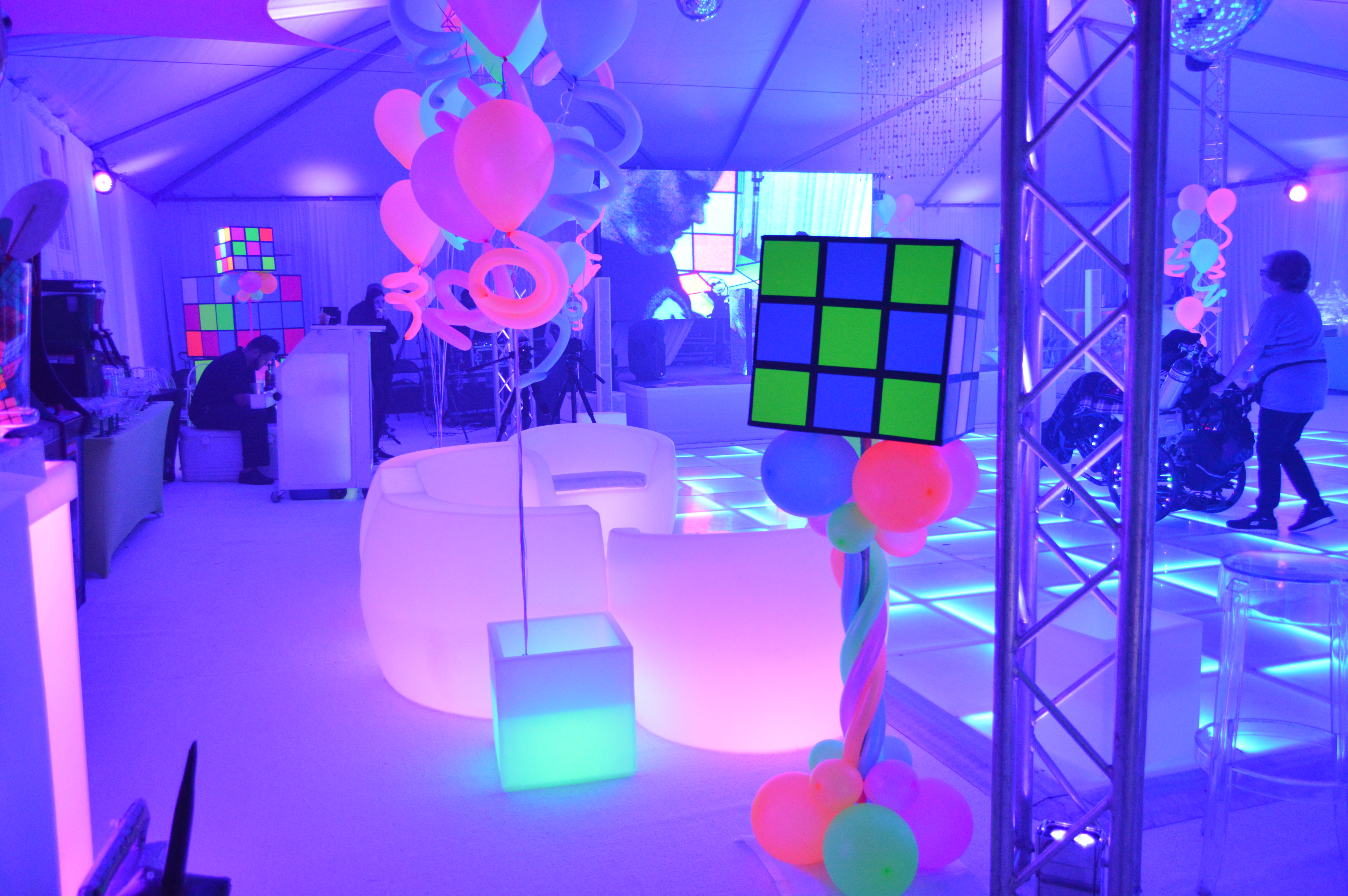 rubik's cube helium balloon