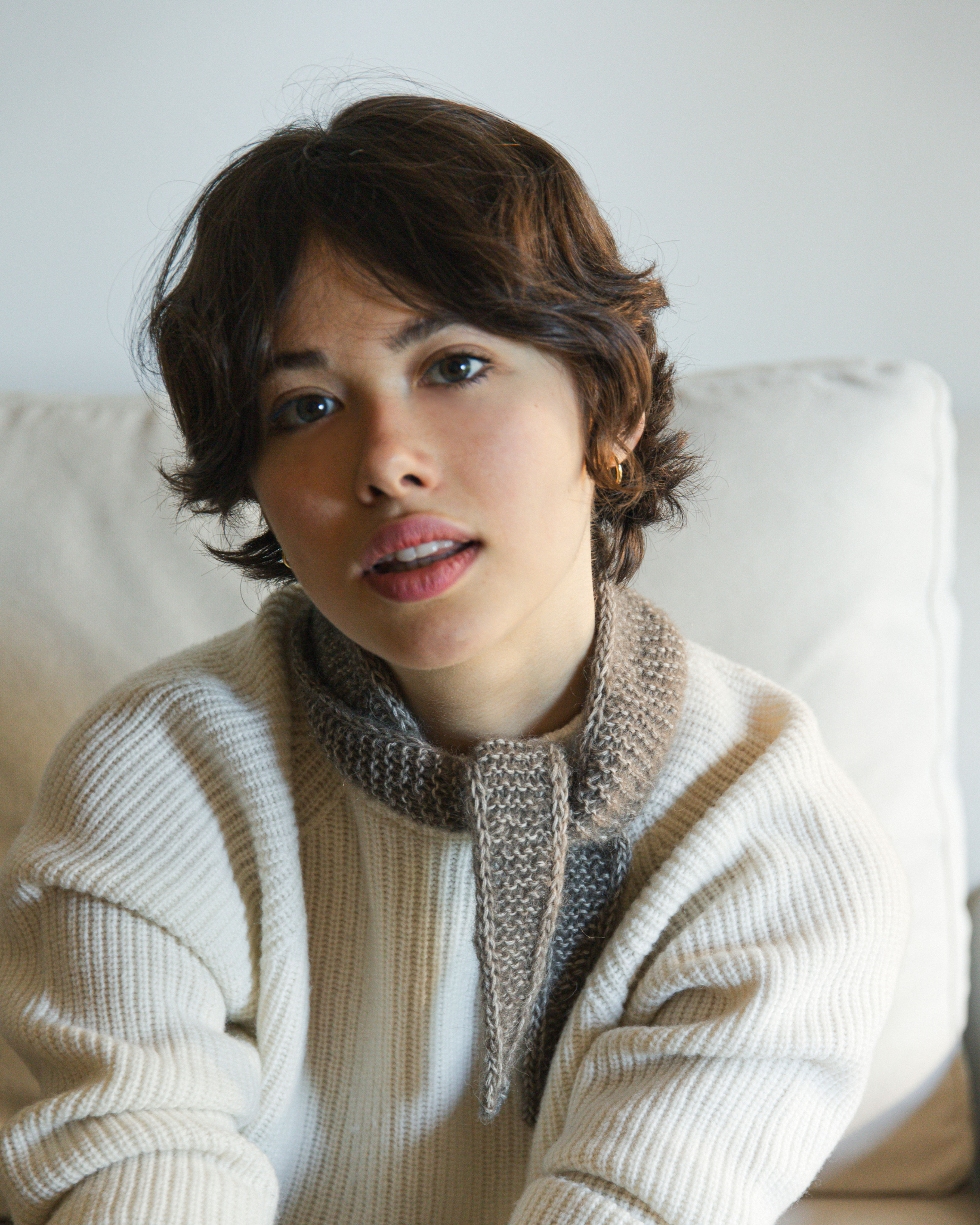 ソフィー - デート ミニスカーフ