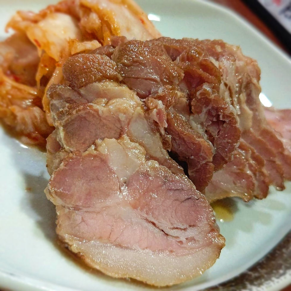 自家製チャーシューキムチ添え.jpg