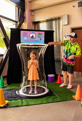 BubbleGirl Kids In Bubbles Station