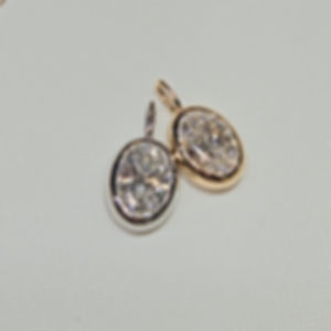 Diamond pendant with IGI certificated