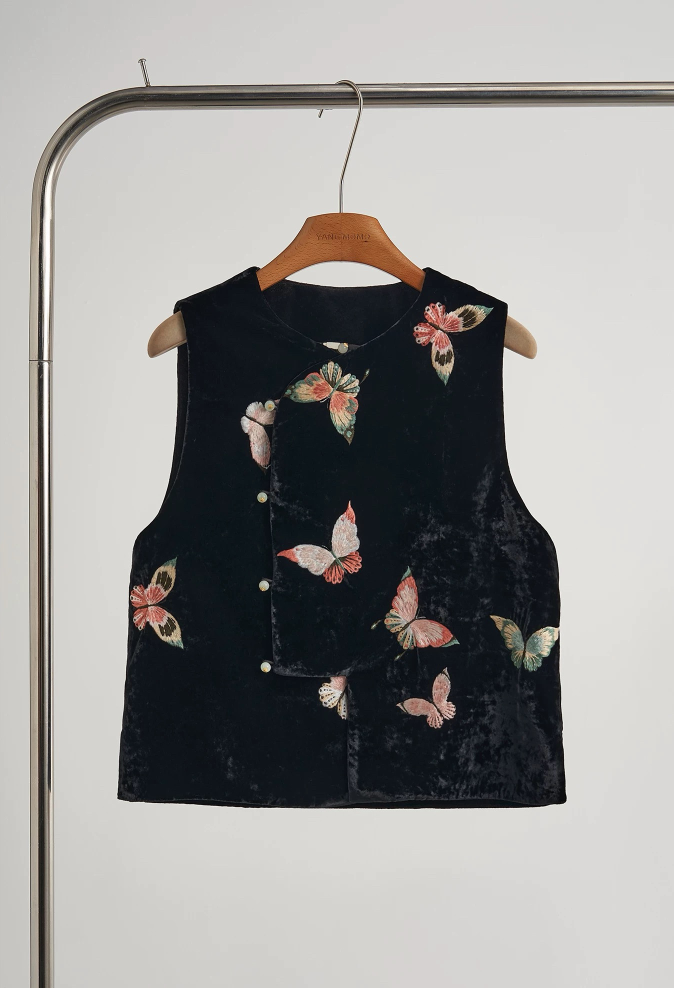 vest-money tree vest