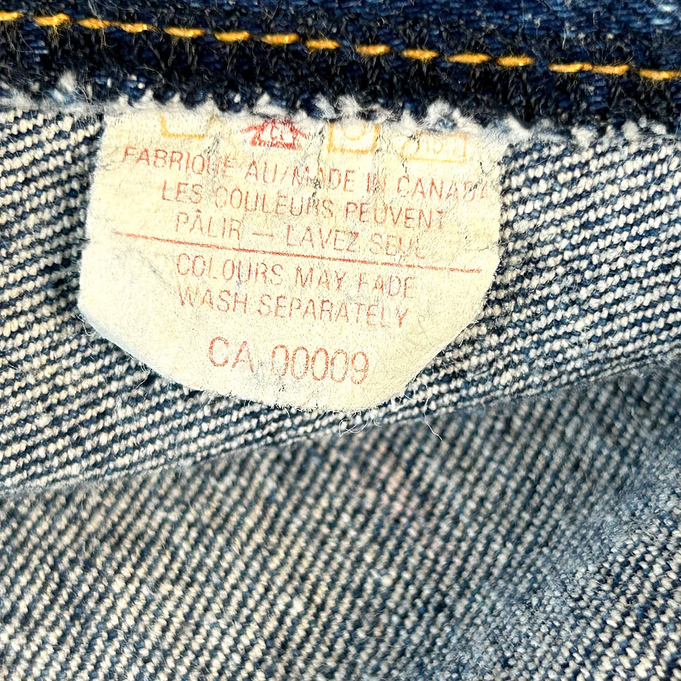 Thumbnail: Vintage 90s Lee Medium Blue Wash Relaxed Fit Straight Leg Jeans