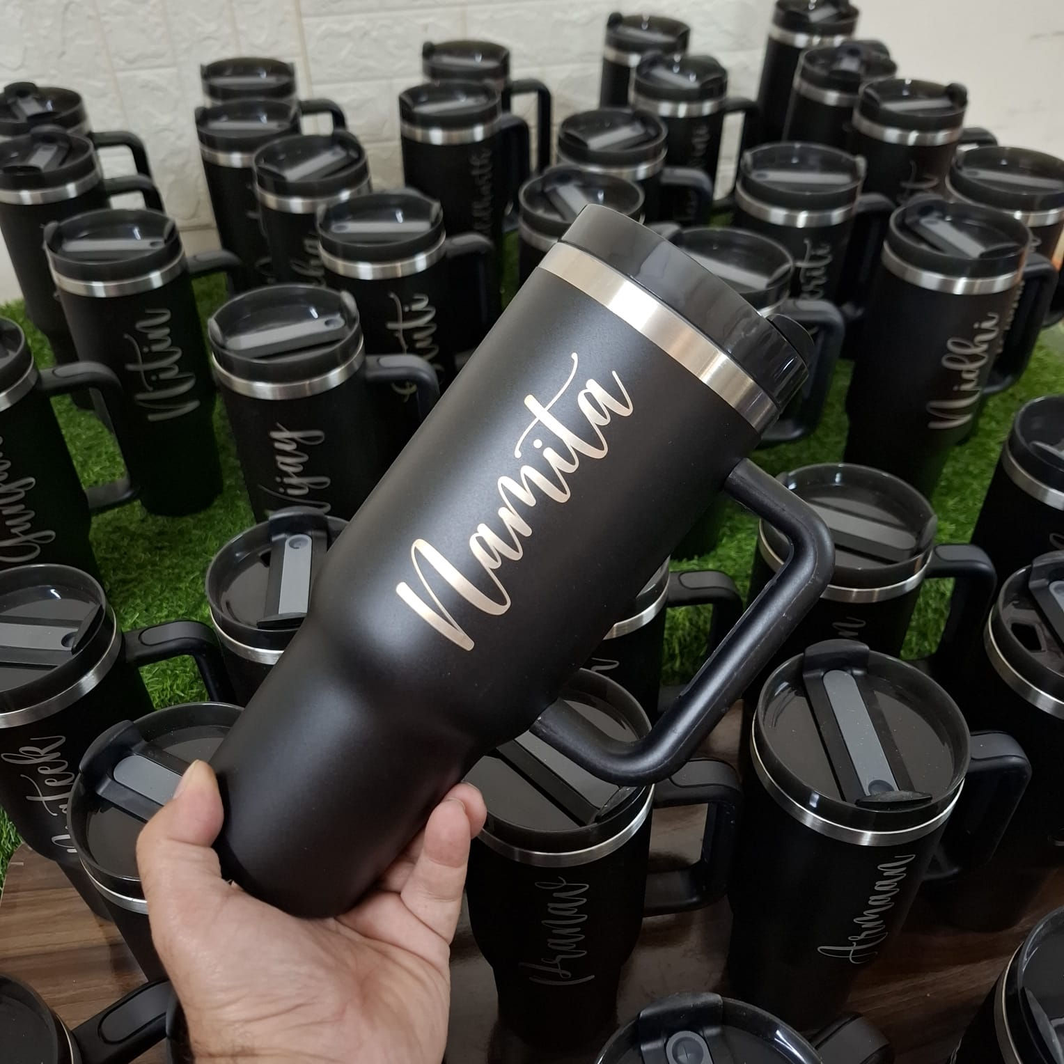 Personalized black travel mug, Namita, with handle