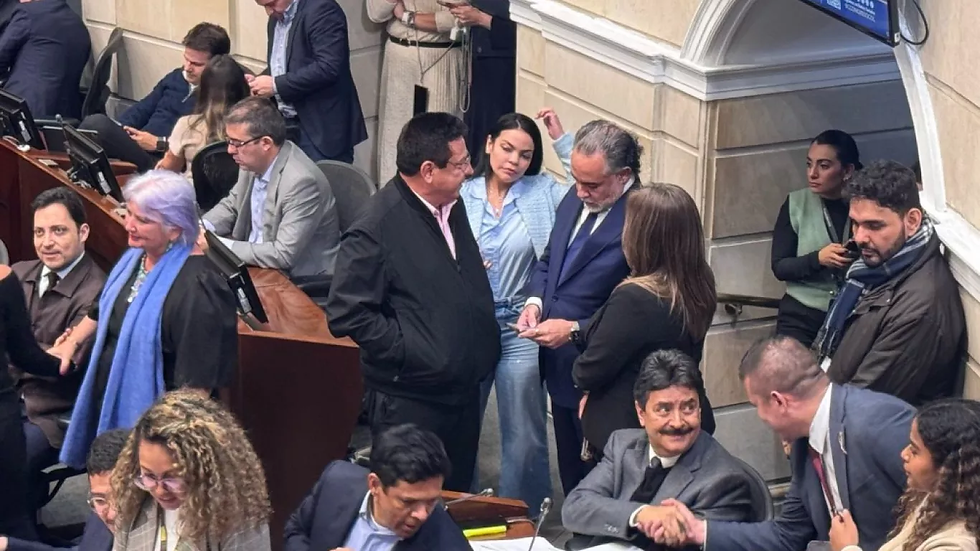 Armando Benedetti visita el congreso de la república tras ser anunciado como Ministro del Interior.