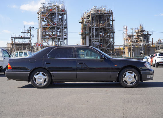 1999-Toyota-Celsior-C-F-Package