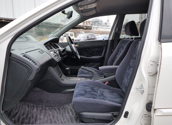 Honda Accord Wagon interior automatic 4WD JDM import