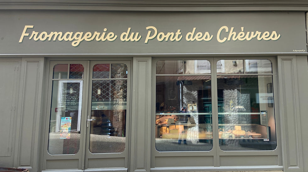 Nouvelle enseigne peinte Rue Deûme,