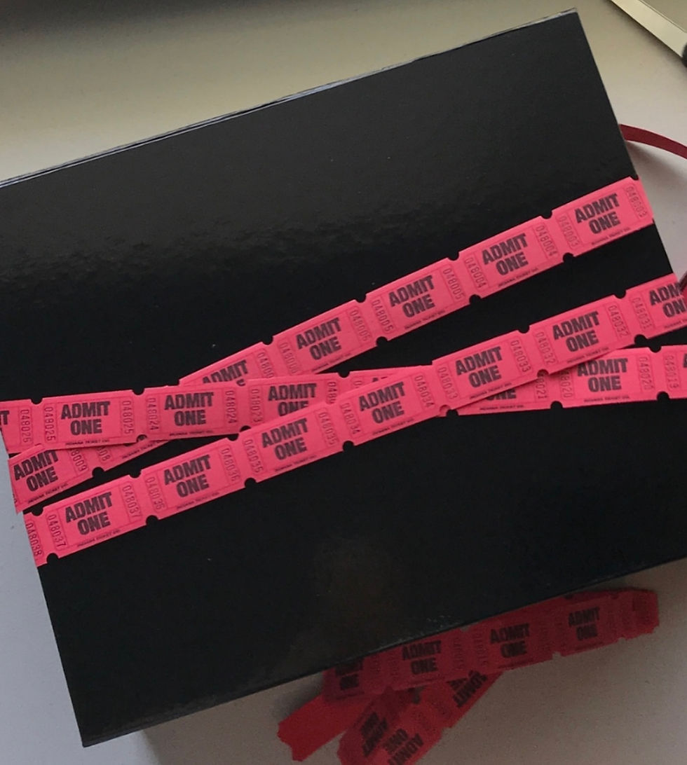 Thumbnail: 🍿 Reel Love! Gift Box