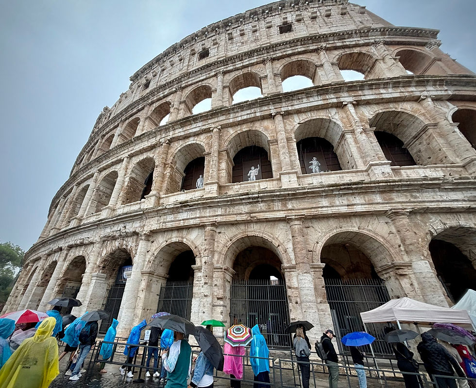 Vor dem Kolosseum...