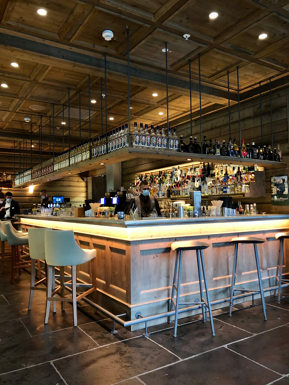 Die stilvolle Bar.