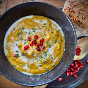 Verführerische Linsensuppe mit Gemüse