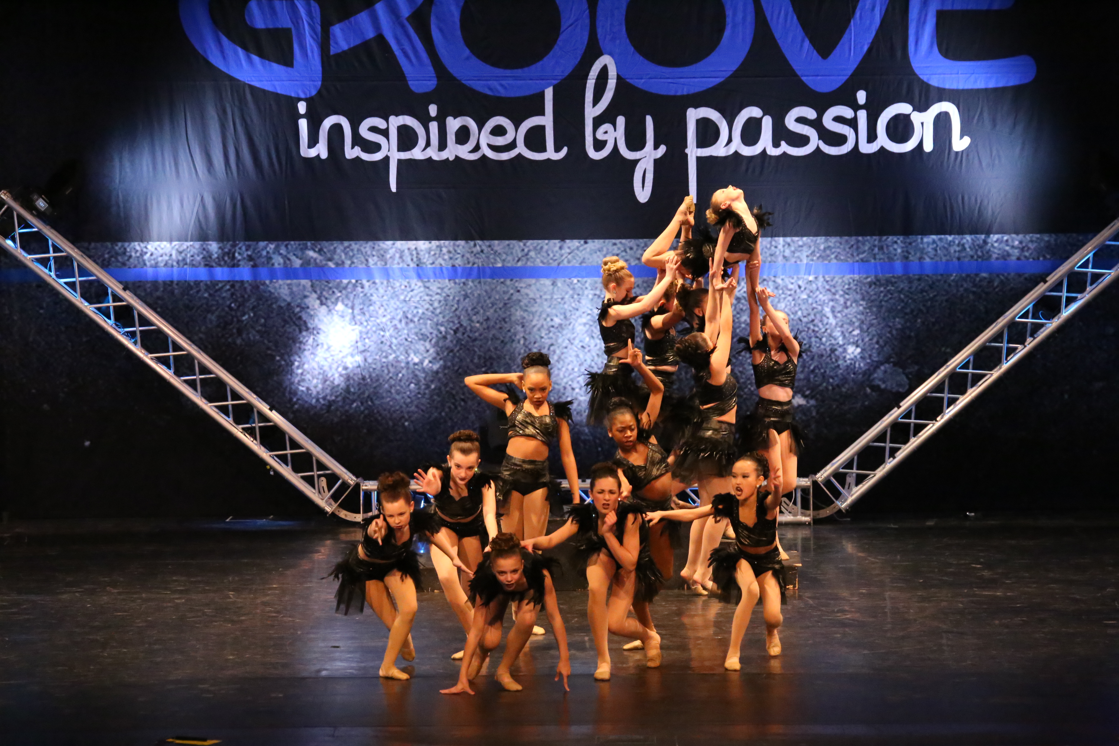 Groove-Dance-Competition_03_25_2017_599604