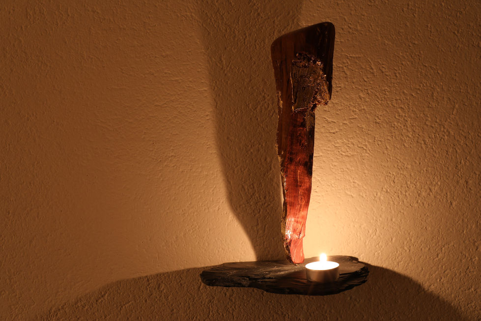 Holzskulptur zur Wandmontage, Apfel-Baum, H45cm