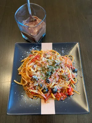 One-Pot Spaghetti Puttanesca