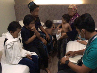 Ibu Tunggal Enam Anak Diusir Keluar, Terpaksa Tinggal Dalam Kereta