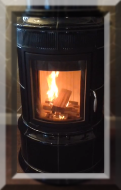 Der Kamin ist angezündet