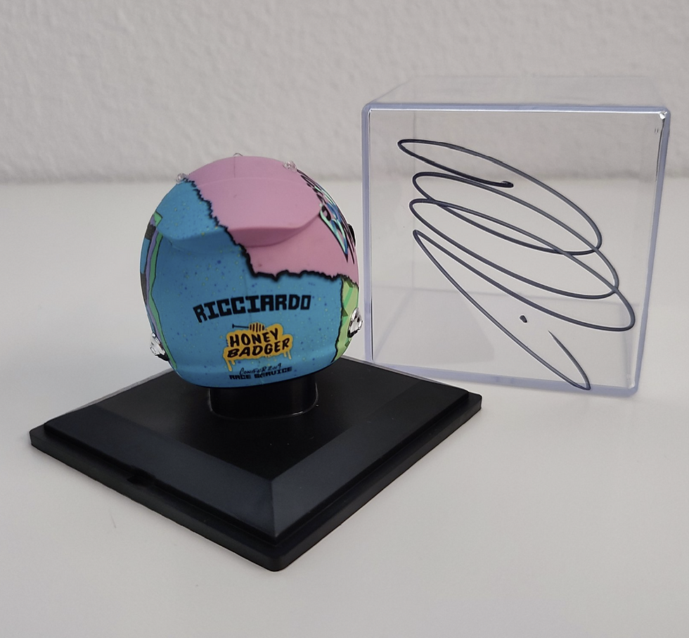 Thumbnail: Daniel Ricciardo Renault F1 2019 Helmet Replica 1/5