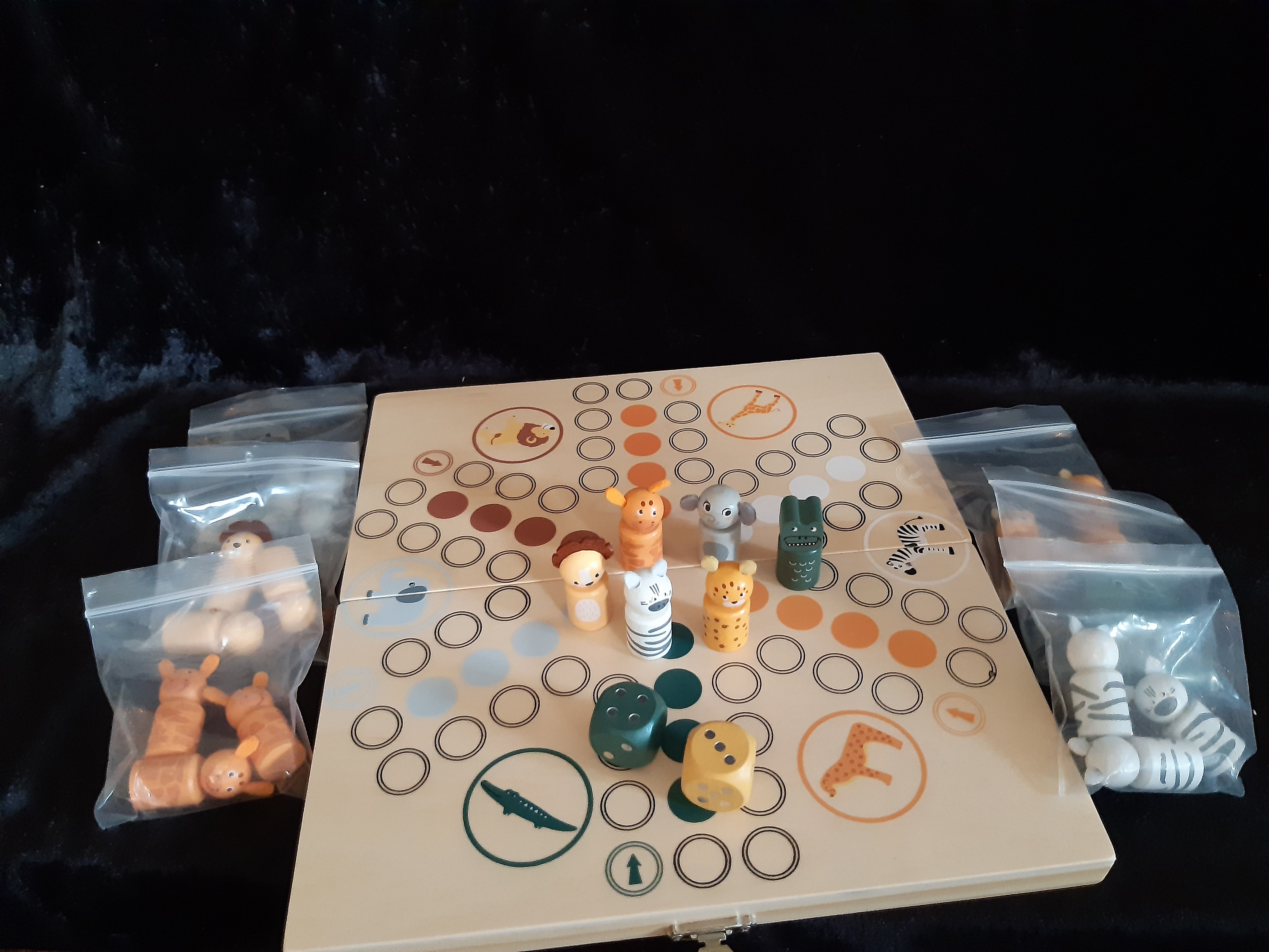 Brettspiel Ludo/ Mensch ..26x24cm Safari 6Personen Holz 