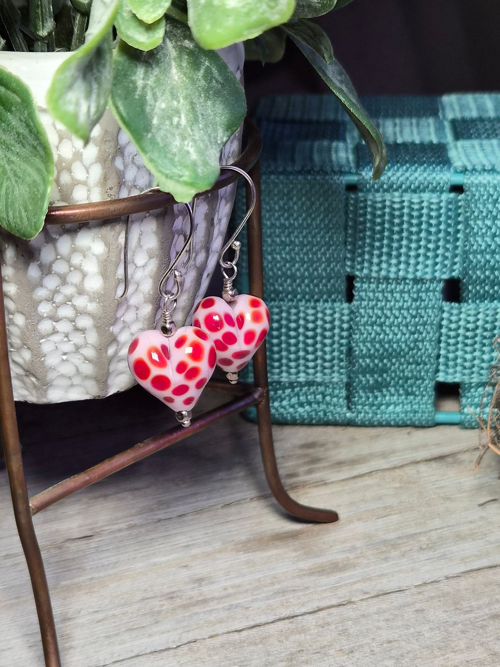 Thumbnail: Heart Earrings
