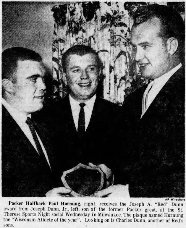 1961PACKERS-APR-HornungRedDunnAward.jpg